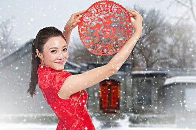 阿娇脱了内裤打开腿让人躁：《狂野游戏世界》攻略揭秘：女战士阿娇魅力十足，独特技能玩法引热议-1
