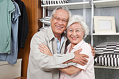 魅影看B站直播：电竞风云再起，直播盛宴点燃青春热情-1