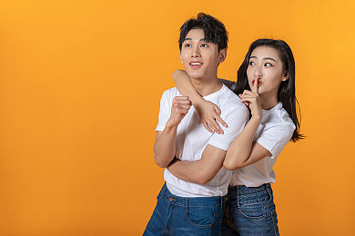国产成人av电影：探索成人影视魅力，揭秘国产作品独特韵味-1