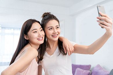 18 黄软件：欢乐时刻，畅游视听盛宴-2