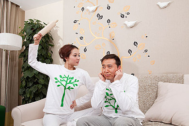 极端医针奴役受虐：惊悚求生：揭秘生存游戏中的极限挑战与策略攻略-1