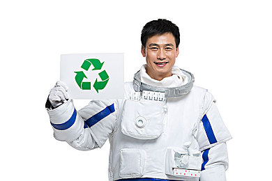 娇妻翁浴室激情：穿越古风世界，浪漫浴室互动：恋爱模拟游戏攻略大揭秘