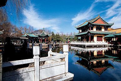 性福宝色：色彩盛宴，梦幻之旅，个性启航