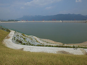黄色游戏软件大全：探秘“色影乐园”：解锁五大魅力优势，畅游安全游戏之道