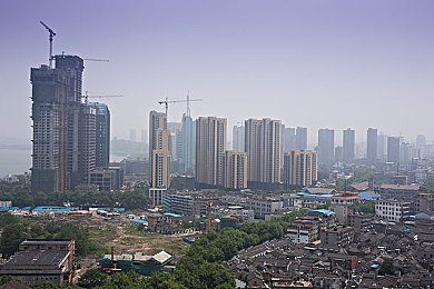 免费啪啪网站：揭秘免费娱乐网站魅力：轻松享受盛宴，安全无忧畅游