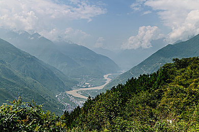 赵露思自慰  喷水：网络风波：揭秘明星隐私，守护清誉之旅-2