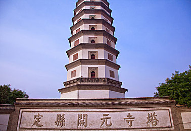 丁香五月天网：探索SEO秘境，五月丁香花海共舞-4