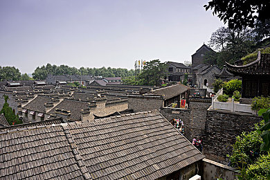黄色软件三点：都市探秘之旅：解锁《神秘都市》之谜，挑战极限解谜狂潮-2