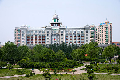 金卡戴珊跟黑人无删减视频：网络隐私危机：揭秘名人隐私泄露背后的网络安全困境-1