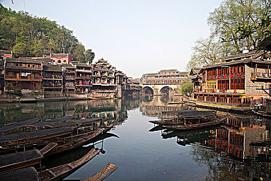 妖精动漫登录界面入口在哪：动漫新篇章，妖界门户一触即达，探秘妖精动漫便捷登录之道