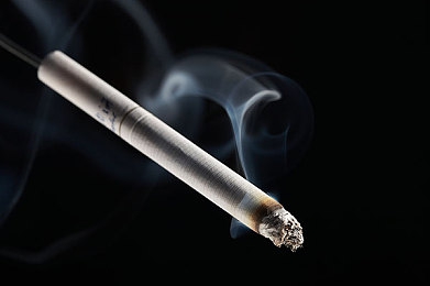 暗夜Pro：黑暗战场，竞技新篇，体验非凡电竞魅力
