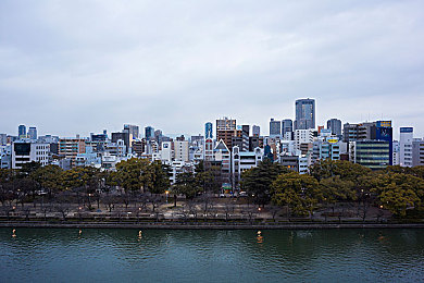 军人裸体洗澡Gay在野外：揭秘军营：纪律与隐私的冲突，野外澡堂事件启示录