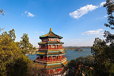荧魈做爱：萤火虫之恋：穿越时空的浪漫传奇-1