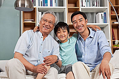 办公室里摸她的小奶头：办公室趣味互动新体验：轻松减压，游戏乐趣无限-3