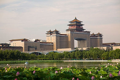 Gay捷克又粗又大1069：破解游戏极限，尽享“神外设”魅力：探寻“捷克又粗又大”的神秘力量