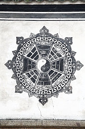 十八岁以下禁止下载软件：青春校园探险，揭秘神秘魅力，十八岁以下慎入，青春冒险岛等你来挑战-4
