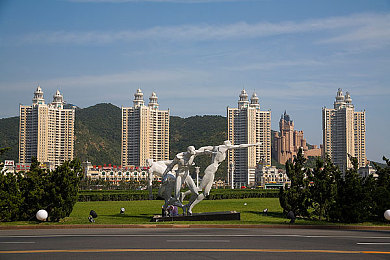 BBwBBw性满足free性中国：网络热议性话题：探索新时代性观念与教育的边界-2