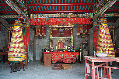 七龙珠18号h里番本子：七龙珠18号H版引争议：里番内容引发社会热议，游戏监管与青少年保护成焦点-1