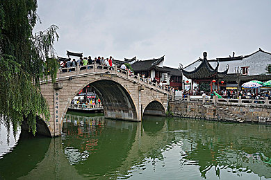 男生和女生做那个的软件：浪漫邂逅，虚拟花园，心动之旅，甜蜜启程-1