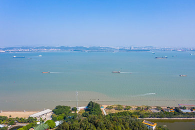 三上悠娅电影：魅影演技，悬疑爱情，年度光影盛宴-2