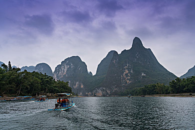 三上和松泽无删减：原味重现，情感激荡：深度体验游戏《三上与松泽》无删减之旅