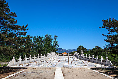 老师让我吃她胸 摸她奶动态：奶妈秘境：烹饪奇缘中的师生温情之旅-2