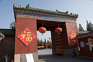 色多多网址：虚拟战场攻略解码，畅游游戏新境界-2