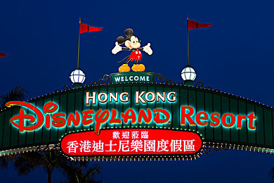 在线中文字幕：字幕助力全球影视：中文字幕传播效应显著，未来趋势引人期待-4