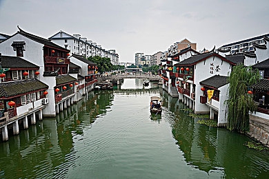 大菠萝福建导航网址进入：福建游戏玩家福音：揭秘大菠萝导航网址，畅游游戏奇妙世界