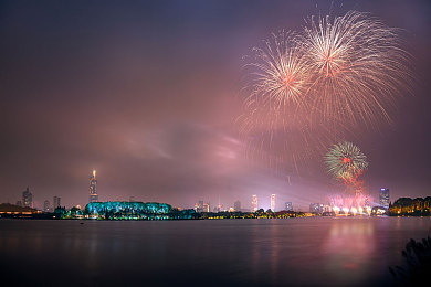 亲近相尾中字：数字时代下的新语态：缩写表情，社交新潮流-5