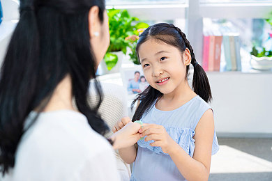 大菠萝导航入口：游戏乐园导航先锋，轻松畅游千款游戏宝藏-2