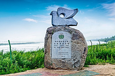 被闺蜜男友认错：《恋梦之城》误会情缘：游戏中巧化解尴尬，解锁浪漫恋爱新篇章-2
