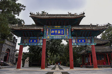 TikTokmax国际色板黄：“潮流来袭：揭秘TikTok热门色彩，国际色板黄如何影响我们的生活态度？”-2