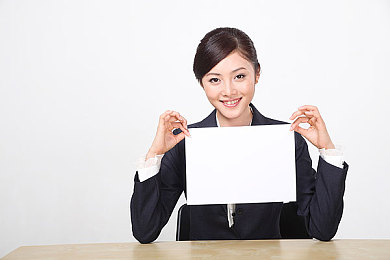 男女生打扑克APP：“破界融合，娱乐社交新纪元：扑克游戏APP引领潮流潮流”-4