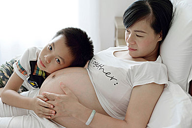 欧美wwW：网络巨头共舞，全球互联新纪元-5